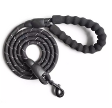Load image into Gallery viewer, DURABLE 5 FT LEASH with COMFORT HANDLE