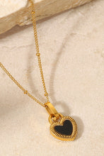 Load image into Gallery viewer, Contrast Heart Pendant Necklace
