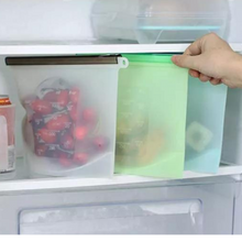 Load image into Gallery viewer, Medium REUSABLE Silicone Food Storage Bags ~ Reduce Waste
